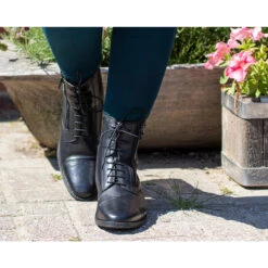 Jodhpurs QHP Ezra Zwart 17 Jodhpurs QHP Ezra Zwart -Roeckl Verkoop jodhpurs qhp ezra zwart 1500x1500 125755