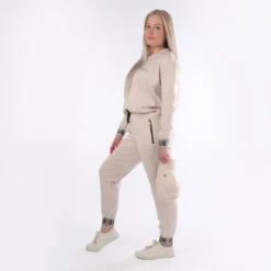 Pet Quur QFiloe Lichtbruin -Roeckl Verkoop pet quur qfiloe lichtbruin 1500x1500 186166