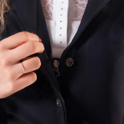 Rijjas QHP Noven Zwart -Roeckl Verkoop rijjas qhp noven zwart 1500x1500 169770