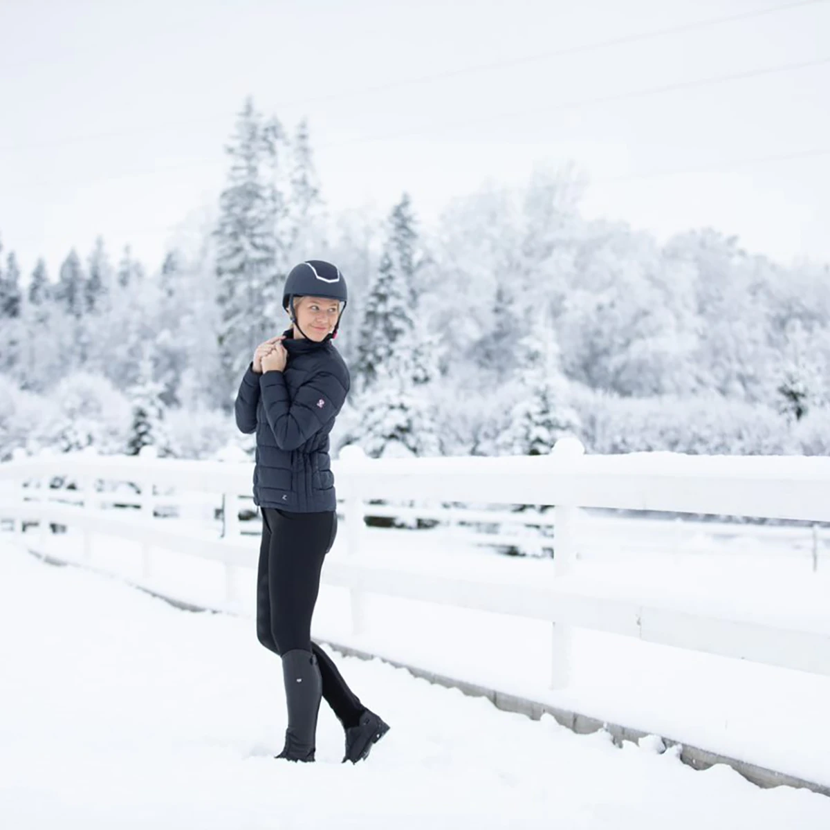 Veiligheidshelm Horze Empire VG1 Donkerblauw 6 Veiligheidshelm Horze Empire VG1 Donkerblauw - Afbeelding 4